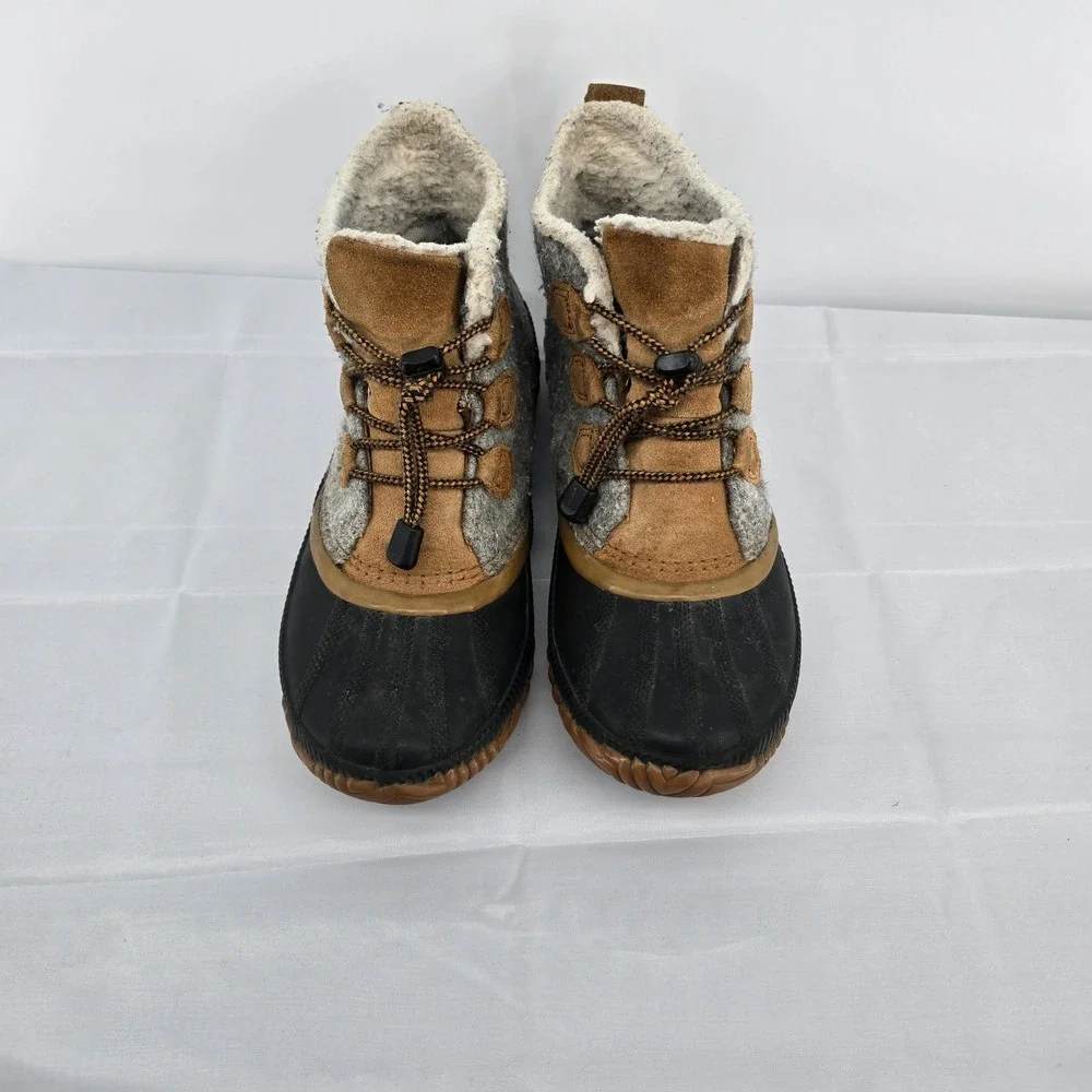 Sorel Out N About Plus Gray Felt‎ Tan Suede Waterproof Duck Boots Mens 7